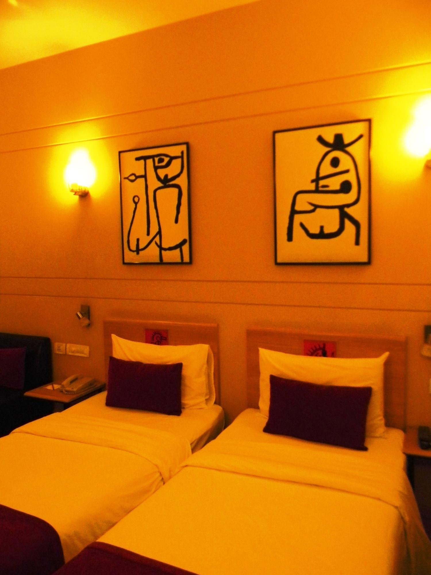 Red Fox By Lemon Tree Hotels, East Delhi Extérieur photo