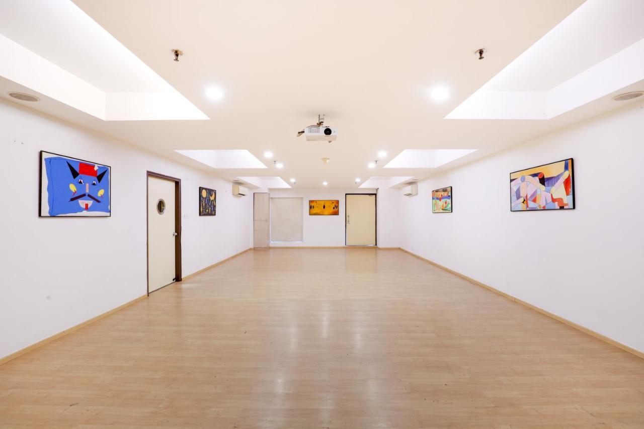 Red Fox By Lemon Tree Hotels, East Delhi Extérieur photo