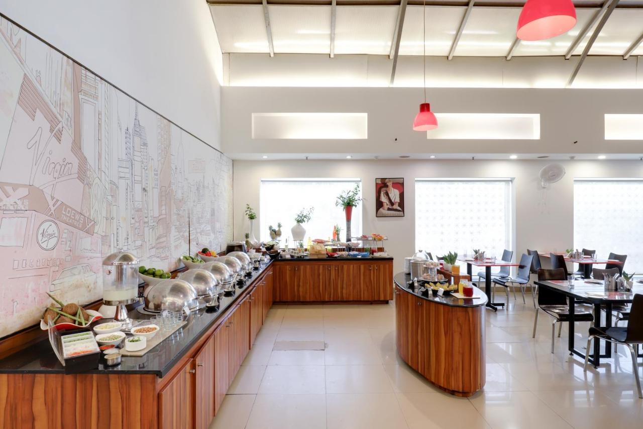 Red Fox By Lemon Tree Hotels, East Delhi Extérieur photo
