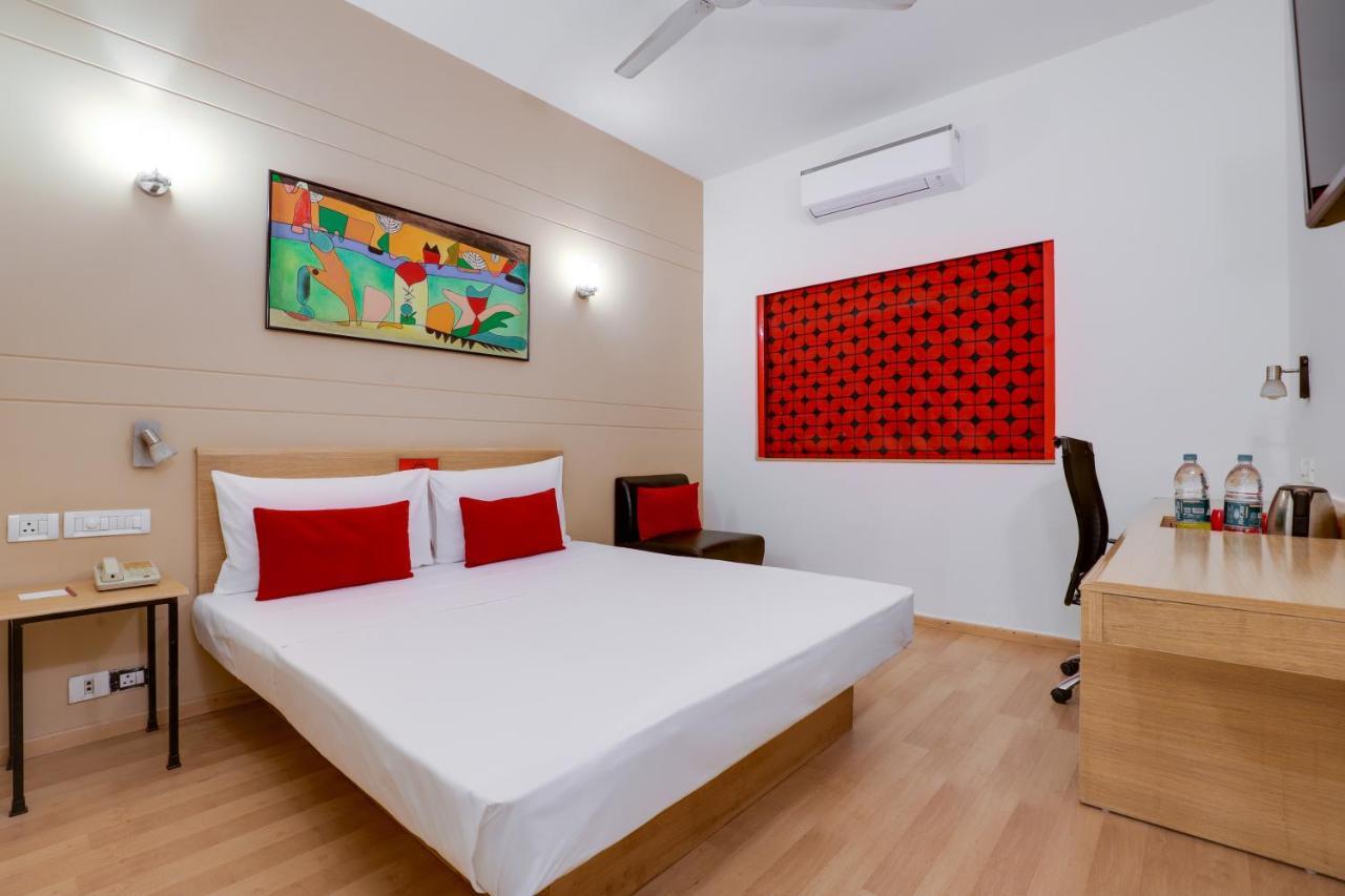 Red Fox By Lemon Tree Hotels, East Delhi Extérieur photo