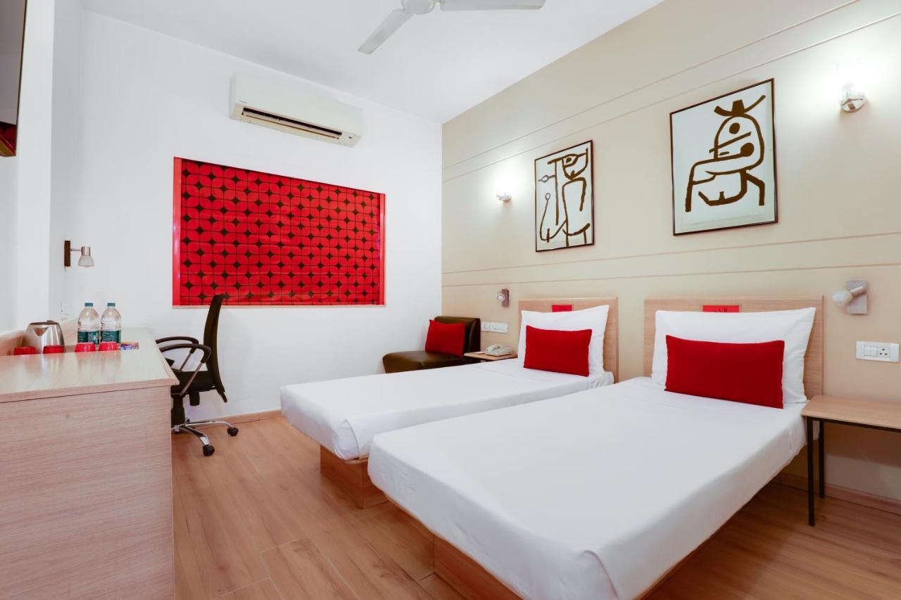 Red Fox By Lemon Tree Hotels, East Delhi Extérieur photo