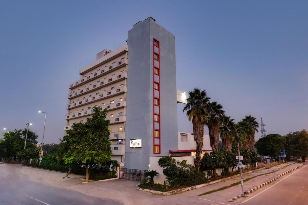 Red Fox By Lemon Tree Hotels, East Delhi Extérieur photo