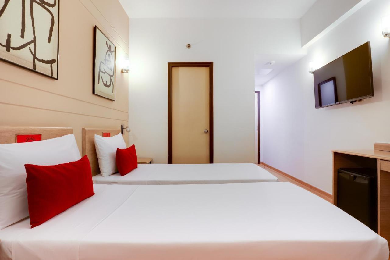 Red Fox By Lemon Tree Hotels, East Delhi Extérieur photo